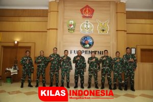 Kasum TNI Kunjungi Pusat Penerangan TNI