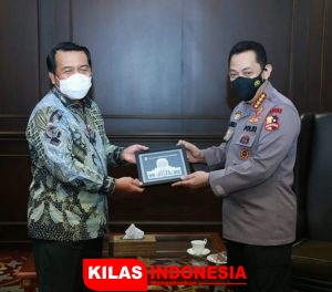 Temui Ketua MA, Kapolri Bahas Tilang Elektronik