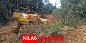 Percepat Kegiatan TMMD Ke-110, Dandim Sambas Kerahkan Alat Berat