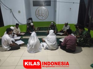 Ramadhan di Perbatasan, Satgas Yonif 642/Kapuas Laksanakan Ibadah Bersama Warga
