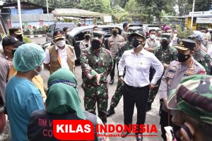 Panglima TNI Tinjau Posko PPKM Mikro Jagakarsa dan Duren Sawit