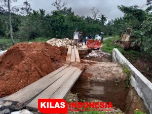 Timbunan Jembatan ke RSUD Bobong Sia-Sia, Anggota Komisi III DPRD Taliabu Tutup Mulut