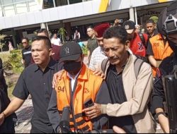 KPK Menduga Abdul Wahid Memberikan Uang Pada Ajudan Pangdam XIX/TT