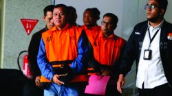 KPK Duga Bupati Kuansing Potong Penghasilan Para Petani