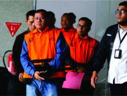 KPK Duga Bupati Kuansing Potong Penghasilan Para Petani